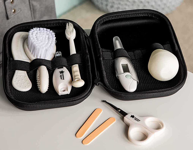 Tommee tippee care protect, healthcare kit 9 essential pcs with travel box